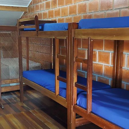 Chale Borasol Martim De Sa Piscina 600Mts Da Praia Apartment Caraguatatuba Exterior foto