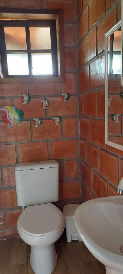 Chale Borasol Martim De Sa Piscina 600Mts Da Praia Apartment Caraguatatuba Exterior foto
