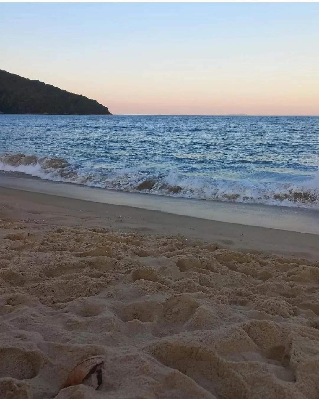 Chale Borasol Martim De Sa Piscina 600Mts Da Praia Apartment Caraguatatuba Exterior foto