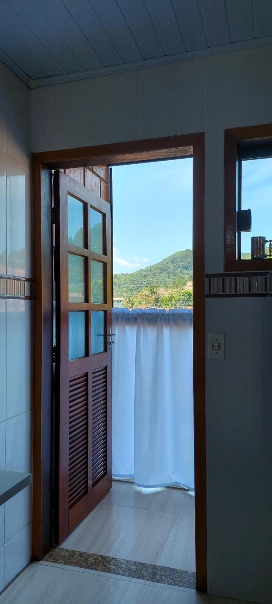 Chale Borasol Martim De Sa Piscina 600Mts Da Praia Apartment Caraguatatuba Exterior foto